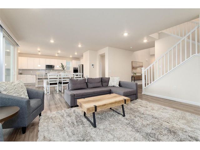 7376 S White Crow Way, Aurora, CO 80016