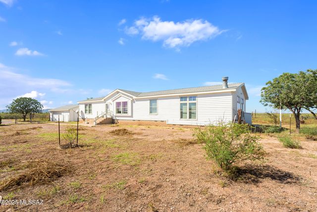 3526 W Rak Road, Douglas, AZ 85607