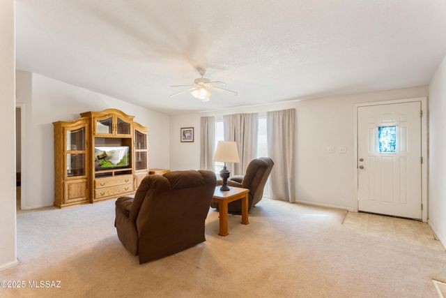 3526 W Rak Road, Douglas, AZ 85607