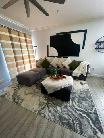 10400 EASTPARK WOODS DR, Orlando, FL 32832