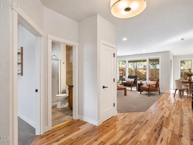 215 SW Cleveland Avenue, Bend, OR 97702