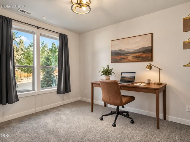 215 SW Cleveland Avenue, Bend, OR 97702