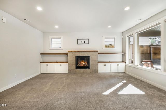 215 SW Cleveland Avenue, Bend, OR 97702