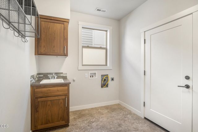 215 SW Cleveland Avenue, Bend, OR 97702