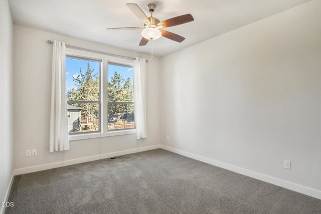 215 SW Cleveland Avenue, Bend, OR 97702