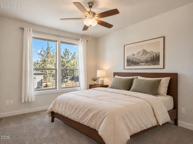 215 SW Cleveland Avenue, Bend, OR 97702