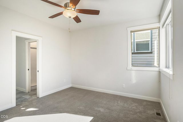 215 SW Cleveland Avenue, Bend, OR 97702