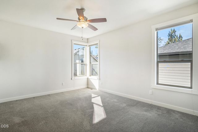215 SW Cleveland Avenue, Bend, OR 97702