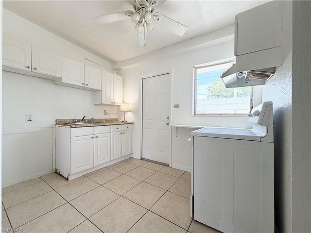 208 Martin DR NE, Port Charlotte, FL 33952