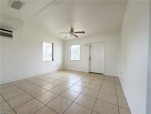 208 Martin DR NE, Port Charlotte, FL 33952