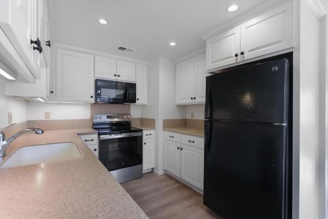 4237 Topsail Court, Soquel, CA 95073