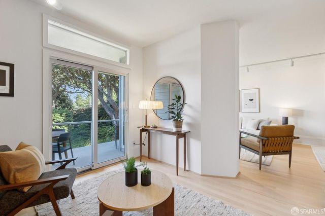 741 Grand View Avenue, San Francisco, CA 94114