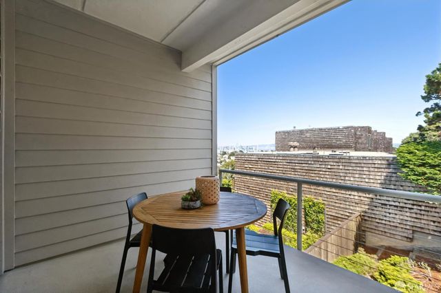 741 Grand View Avenue, San Francisco, CA 94114