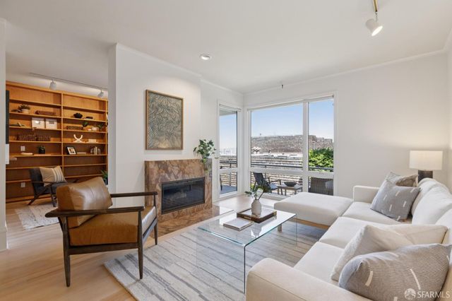 741 Grand View Avenue, San Francisco, CA 94114