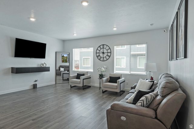 3944 N EAGLE POINT LN, Eagle Mountain, UT 84005