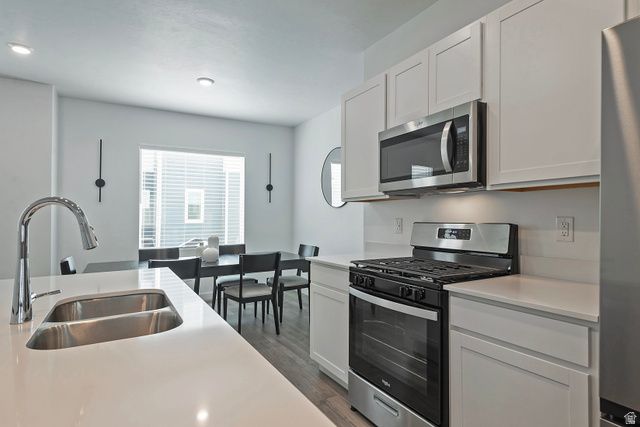 3944 N EAGLE POINT LN, Eagle Mountain, UT 84005