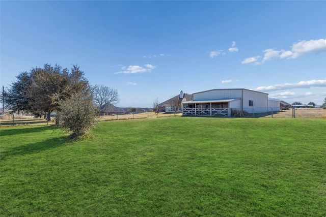 108 Falcons Eye Court, Weatherford, TX 76087