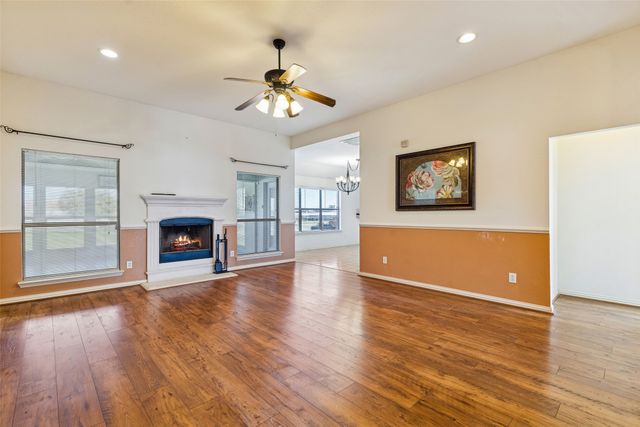 108 Falcons Eye Court, Weatherford, TX 76087