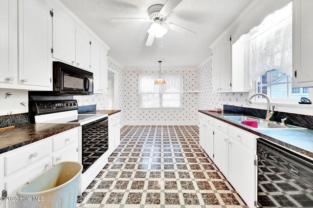 2800 Bells Fork Road, Greenville, NC 27858