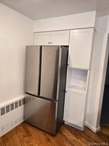 222 Cleveland Avenue, Mineola, NY 11501