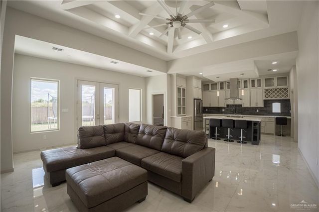 319 Brooks Circle, La Feria, TX 78559