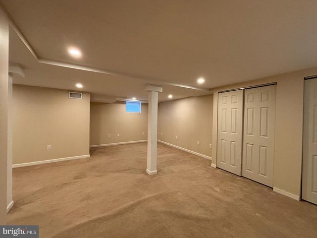32 PEAR ST, Palmyra, NJ 08065
