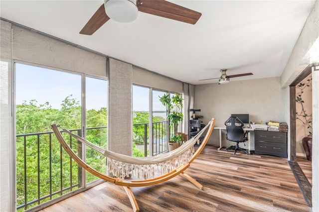 90 S. HIGHLAND AVE 402, Tarpon Springs, FL 34689