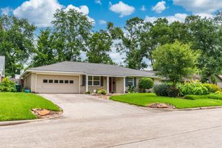 7214 Blandford Lane, Houston, TX 77055