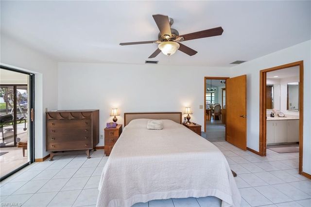 1903 SE 10th AVE, Cape Coral, FL 33990