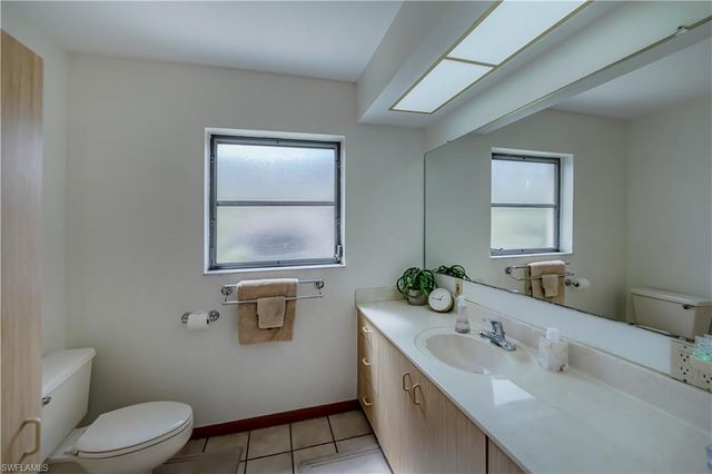 1903 SE 10th AVE, Cape Coral, FL 33990