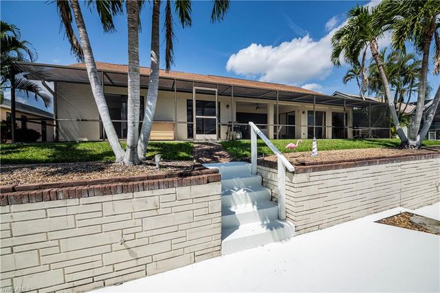 1903 SE 10th AVE, Cape Coral, FL 33990