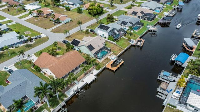 1903 SE 10th AVE, Cape Coral, FL 33990