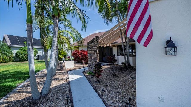 1903 SE 10th AVE, Cape Coral, FL 33990