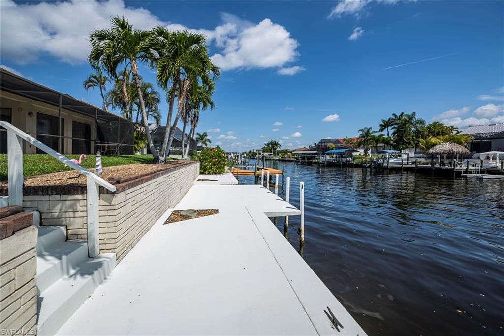 1903 SE 10th AVE, Cape Coral, FL 33990