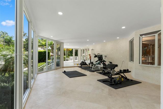 6190 SW 102nd St, Pinecrest, FL 33156