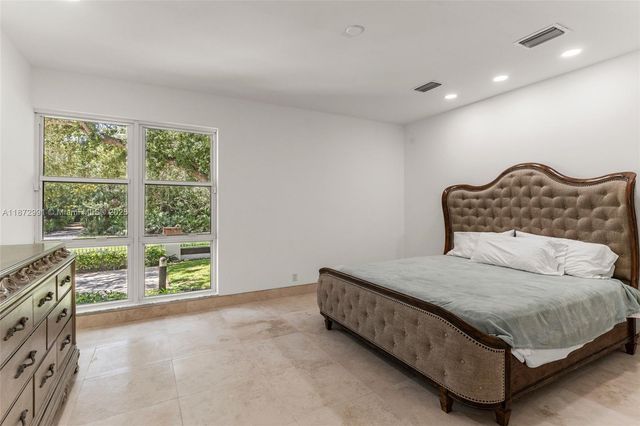 6190 SW 102nd St, Pinecrest, FL 33156