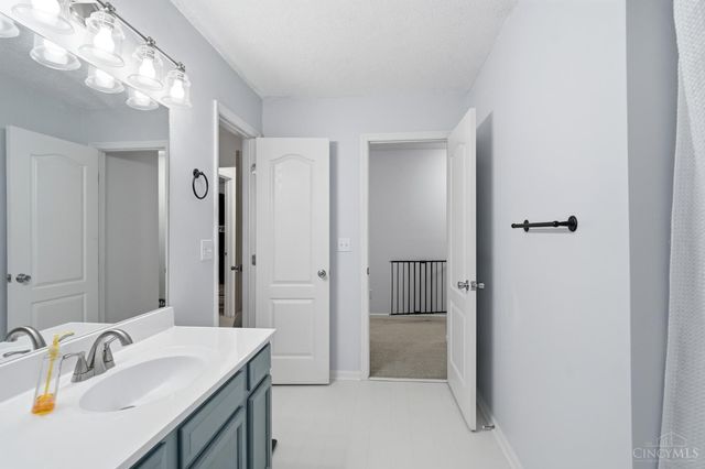 868 Greenwood Lane, Trenton, OH 45067