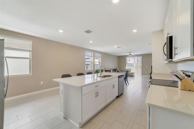 4928 MAINSAIL STREET, Haines City, FL 33844