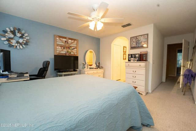 1872 LAGO DEL SUR Drive, Middleburg, FL 32068