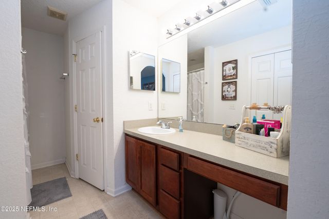 1872 LAGO DEL SUR Drive, Middleburg, FL 32068