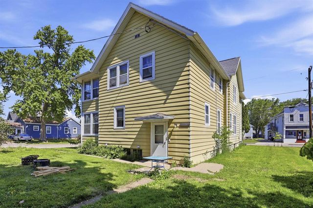 1201 CEAPE AVENUE, Oshkosh, WI 54901