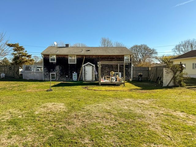 19 Flint Corn Road, Portsmouth, RI 02871