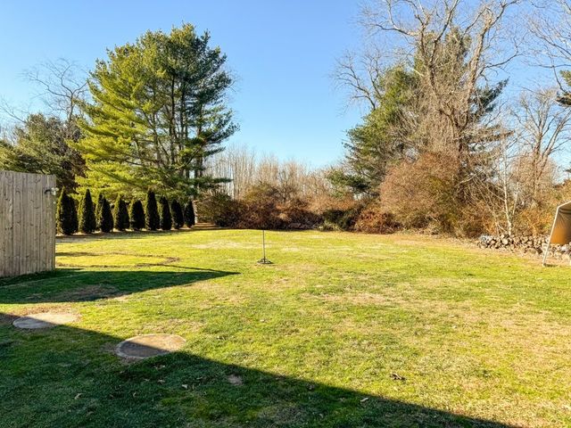 19 Flint Corn Road, Portsmouth, RI 02871