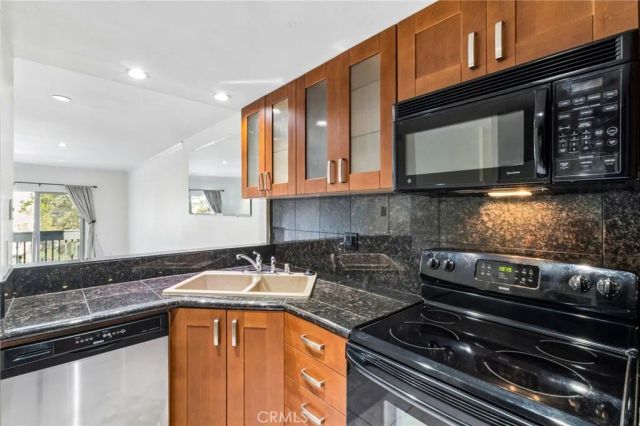 3958 60th, San Diego, CA 92115