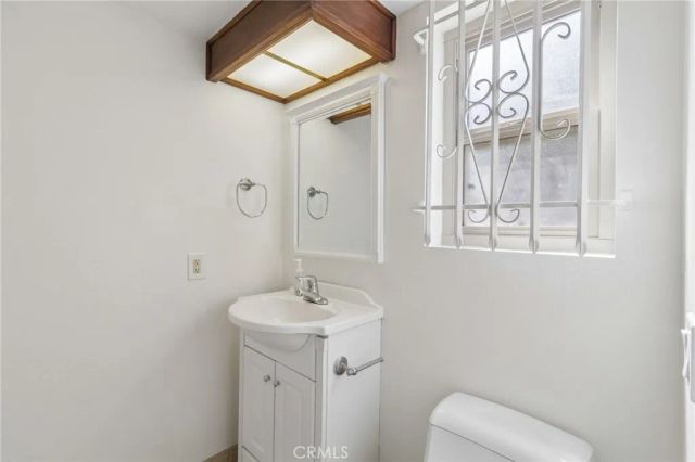 3958 60th, San Diego, CA 92115
