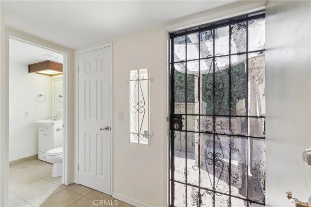 3958 60th, San Diego, CA 92115