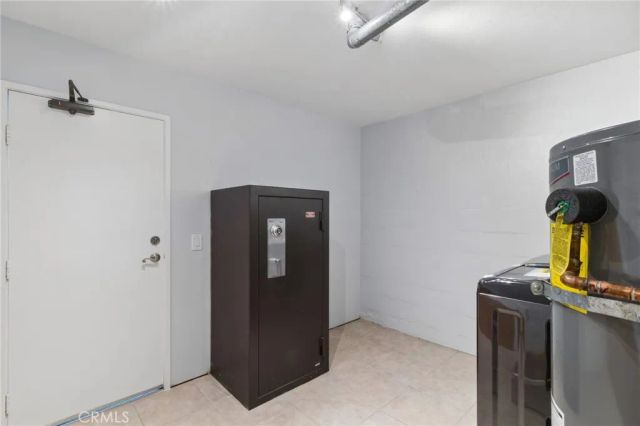 3958 60th, San Diego, CA 92115