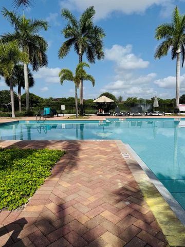 840 Marina Del Ray Lane 4, West Palm Beach, FL 33401