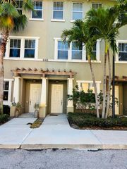 840 Marina Del Ray Lane 4, West Palm Beach, FL 33401
