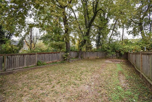 2923 Highland Avenue, Kansas City, MO 64109